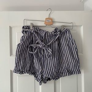 Linen blend paper bag shorts